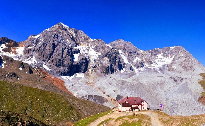 Hiking in Ortler Hut to Hut
