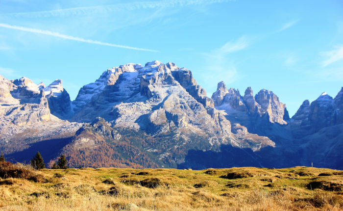 Hiking in Dolomiti di Brenta Hut to Hut